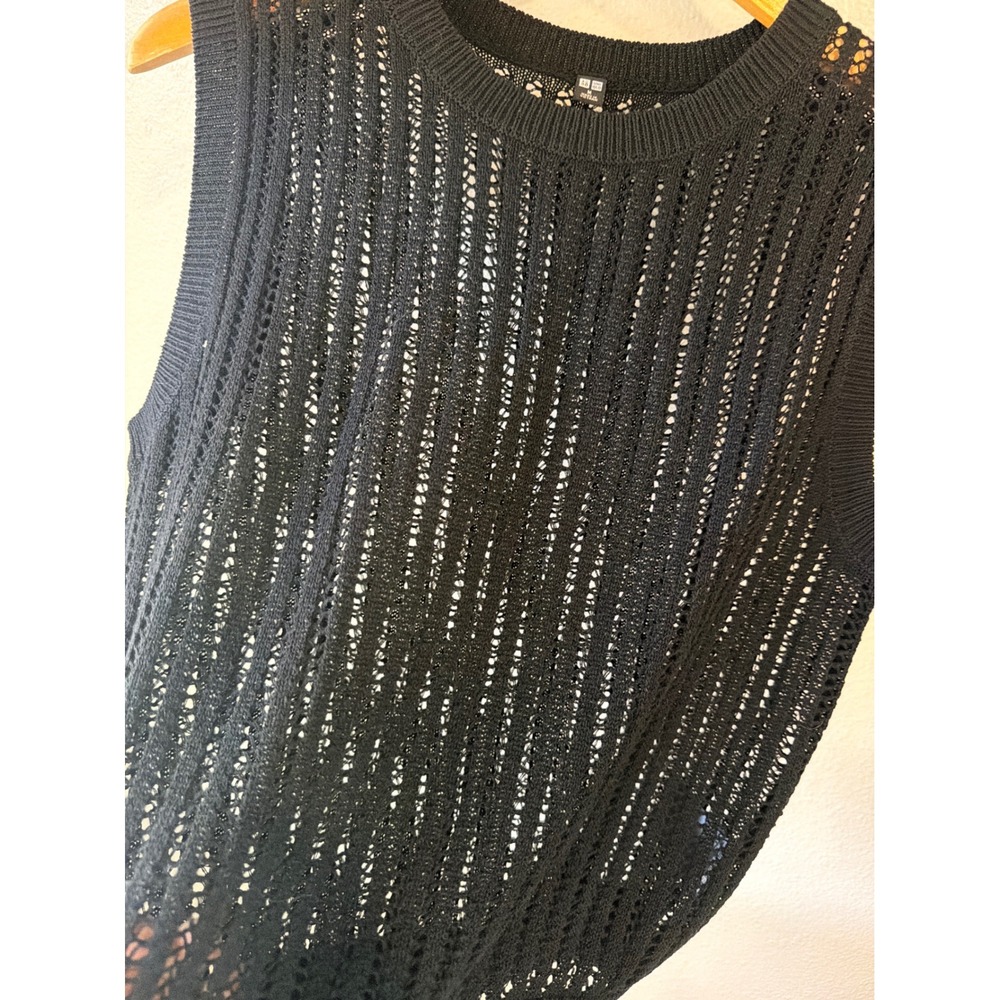 Uniqlo Mesh Knit Sweater Vest Women Medium Black Pointelle Sleeveless 467796 - Picture 4 of 7